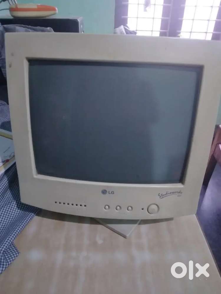 Monitor LG studioworks
