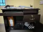 Computer table