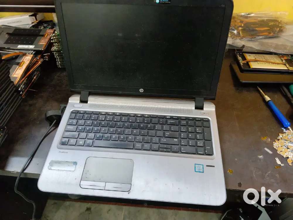 Hp ci5/6th gen laptop 8/256/15.6 num pad cheapest in town
