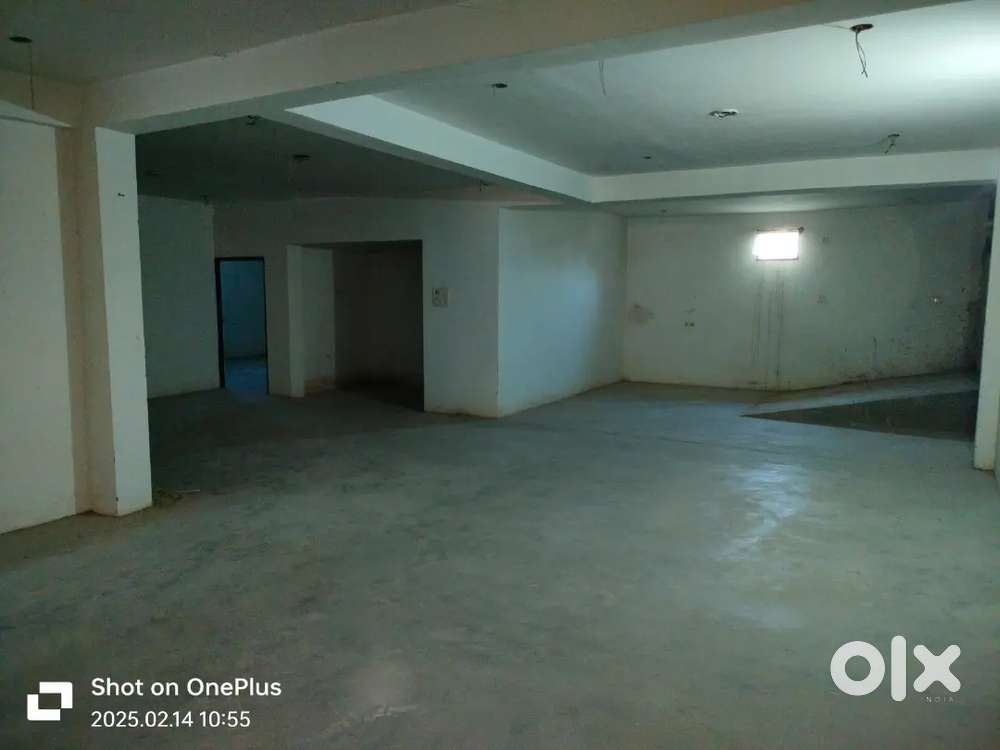 Hall for Rent 2000 sqft to shop,office godawan etc