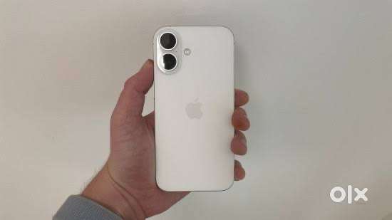 Iphone 16 under warranty 128 gb