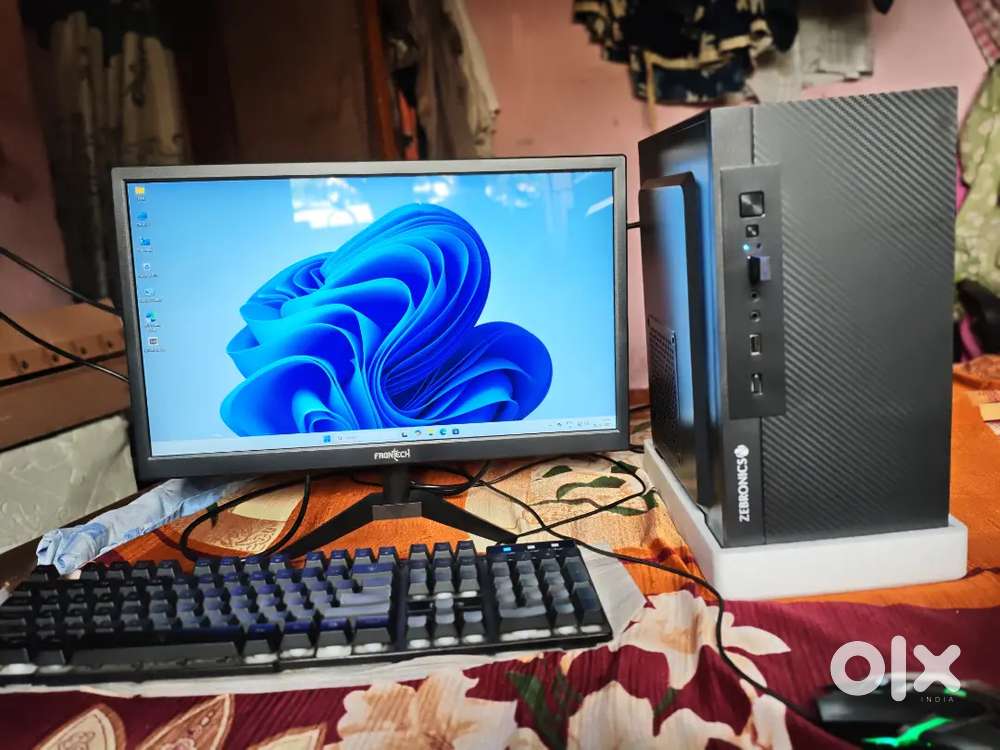 Desktop computer sell 9th generation i3 processor.
