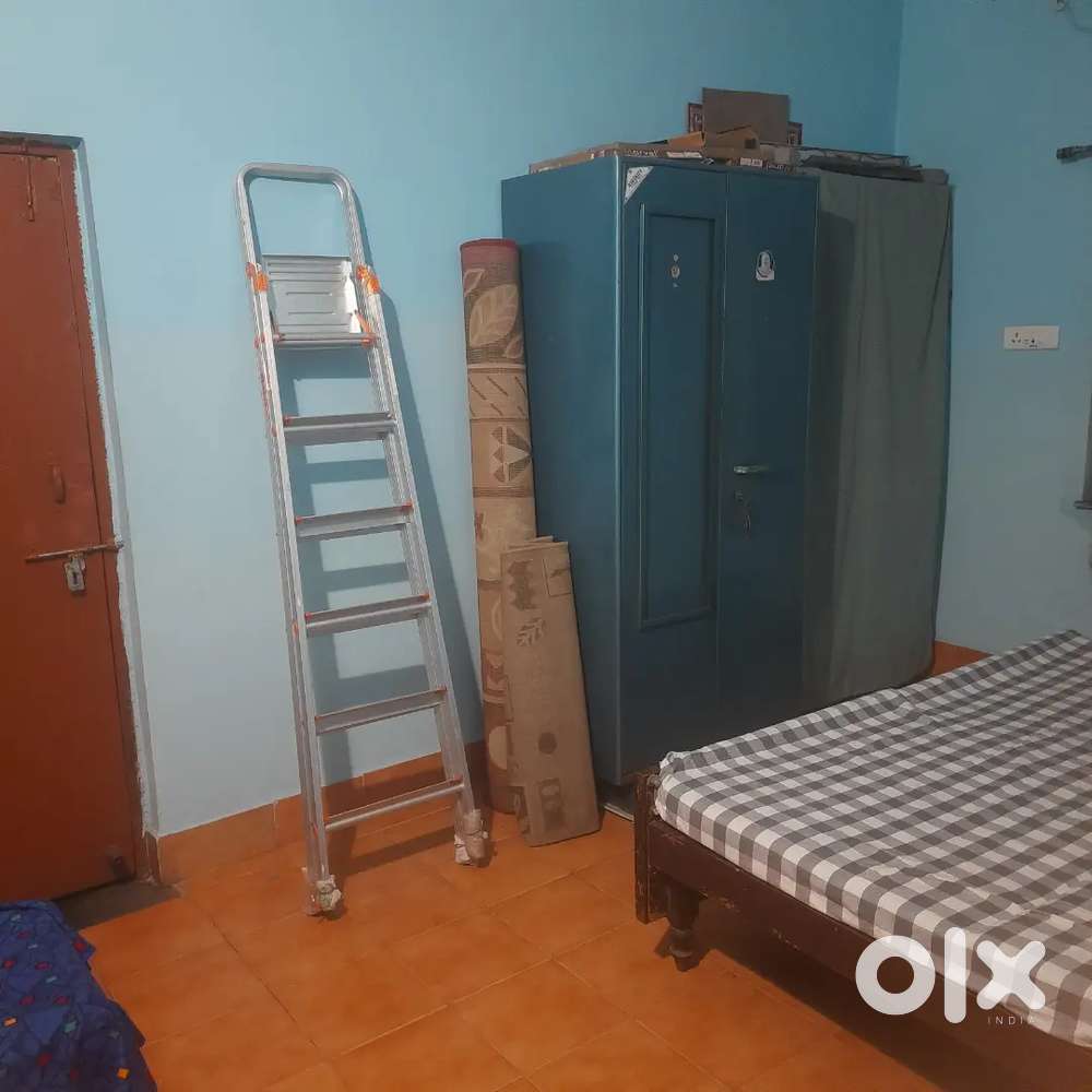 Room Available on rent for study, remote work