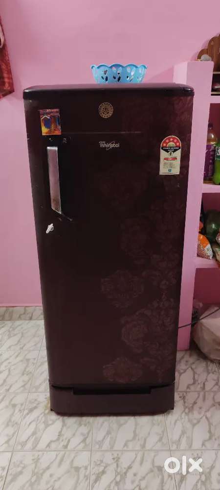 Urgent selling of Refrigerator due to move out