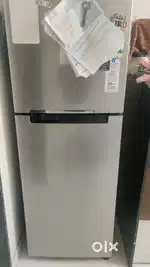 253 litre Fridge for 10,000