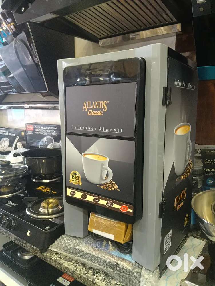 Coffee and tea machine