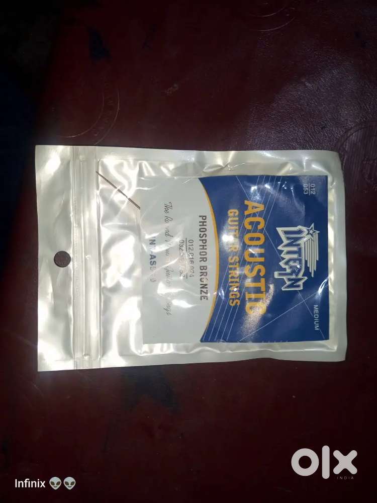 Acoustic Guitar strings 6 pics Brand new condison never use before