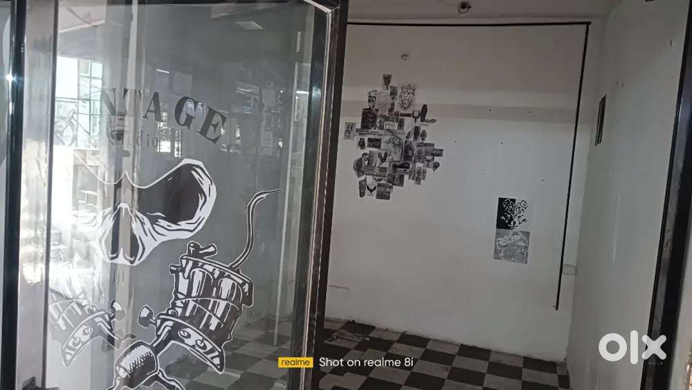 Shop for rent 110sqft.