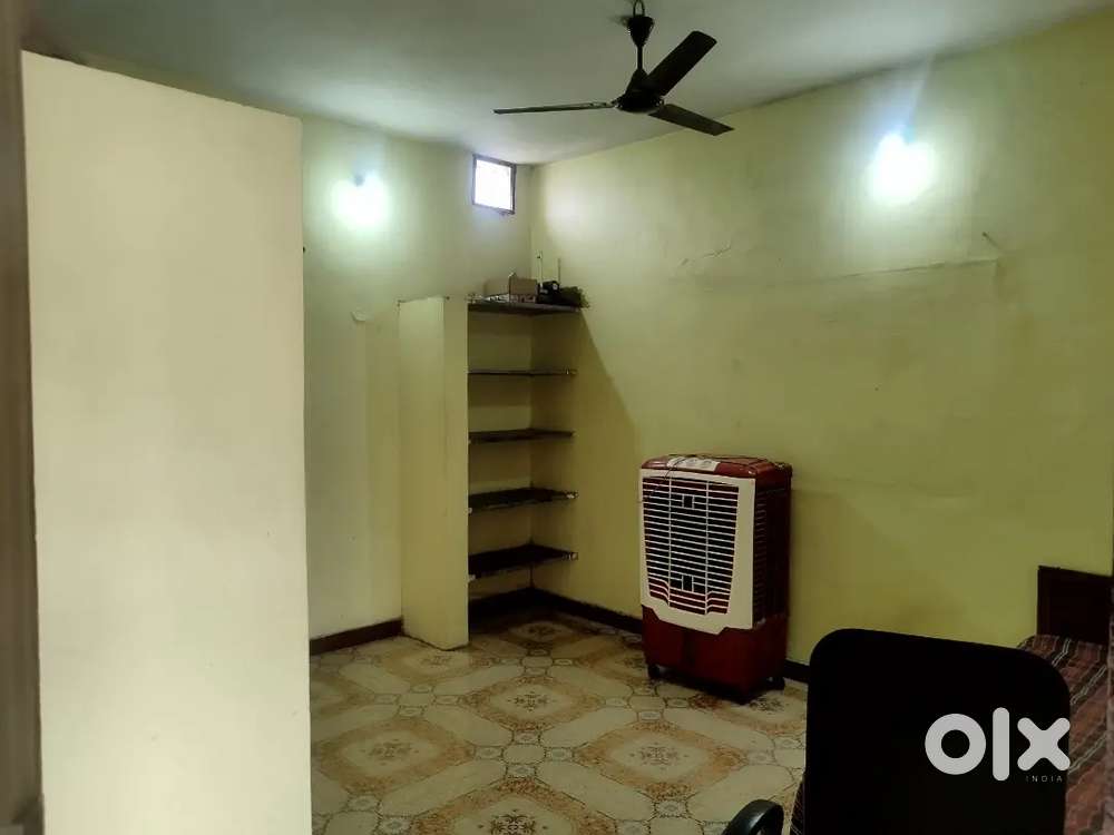 Fully furnished Room available for rent only for boys