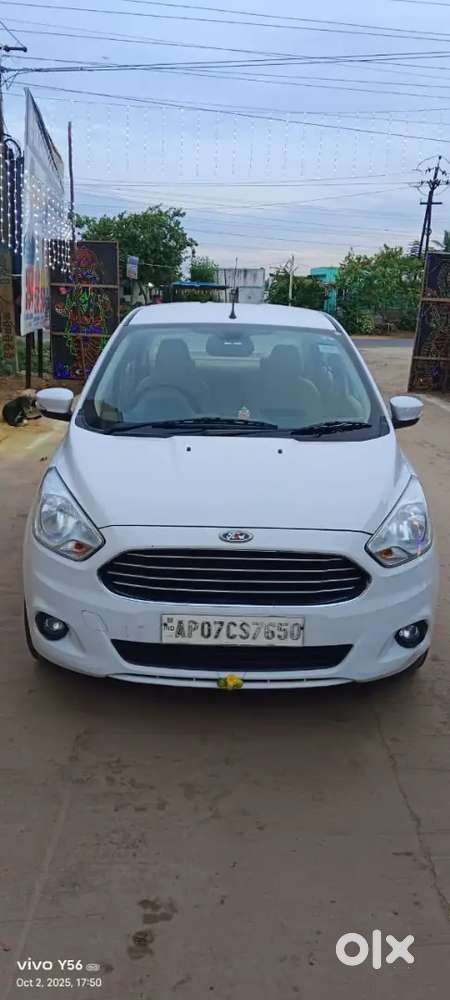 Ford Figo Aspire 2016 Diesel 120000 Km Driven Well Maintained.