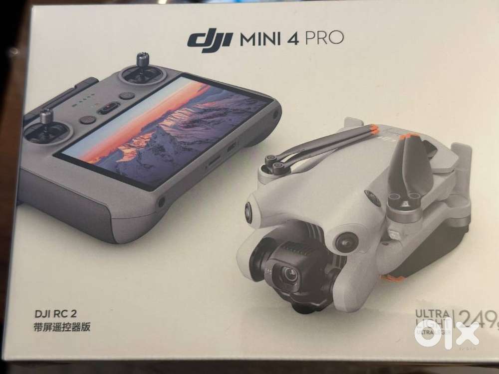 DJI Mini 4 Pro Folding Mini Drone + RC2 4K HDR Video Camera 34 Mins
