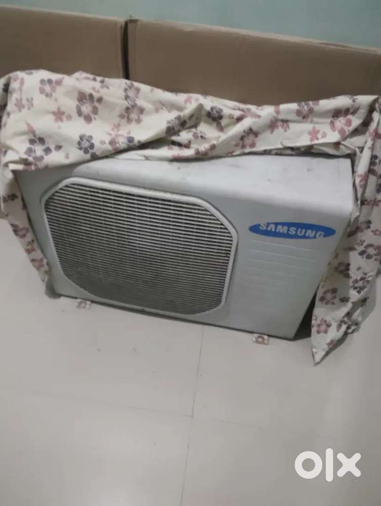 Samsung AC indoor and outdoor unit and stablizer.