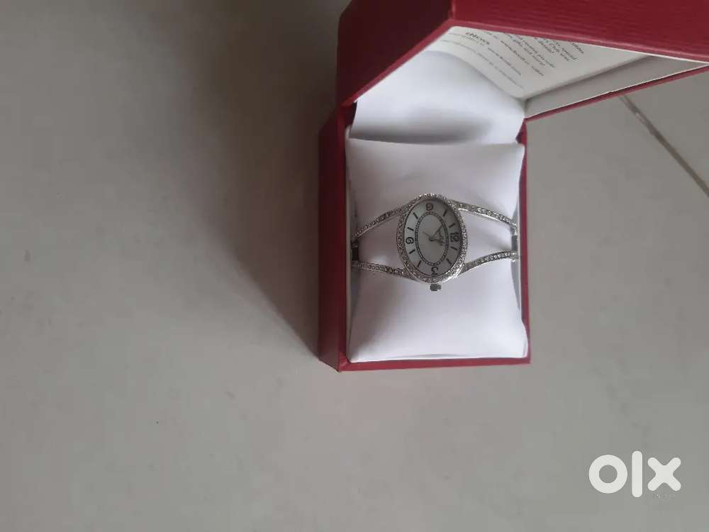Brand new Anne Klein Bracelet Wrist watch featuring swarovski crystal