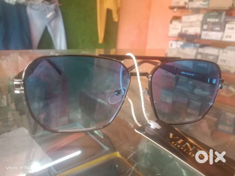 Goggle Italian brand A20404 only 560 rs