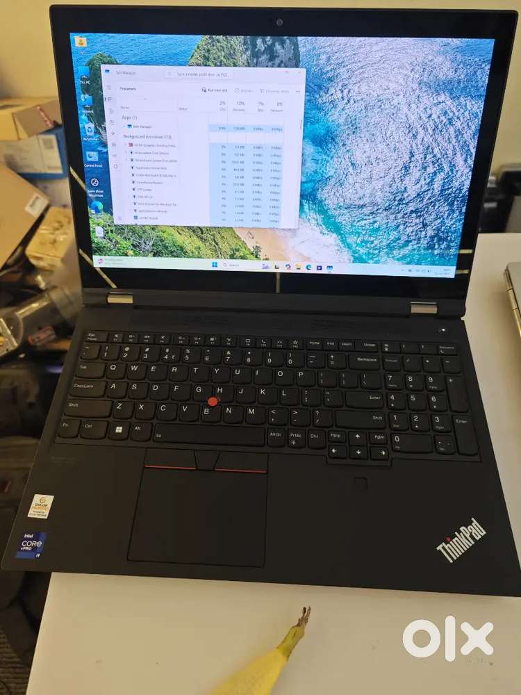 Lenovo i9 processor 16gb Rtx graphics 32gb ram 1tb ssd