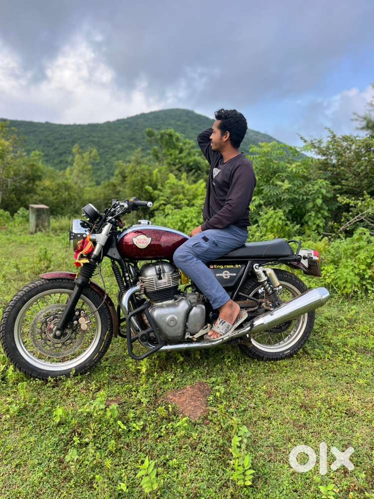 Interceptor 650 grey