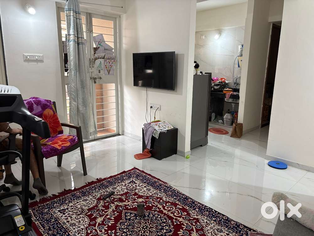 2bhk flat in good condition