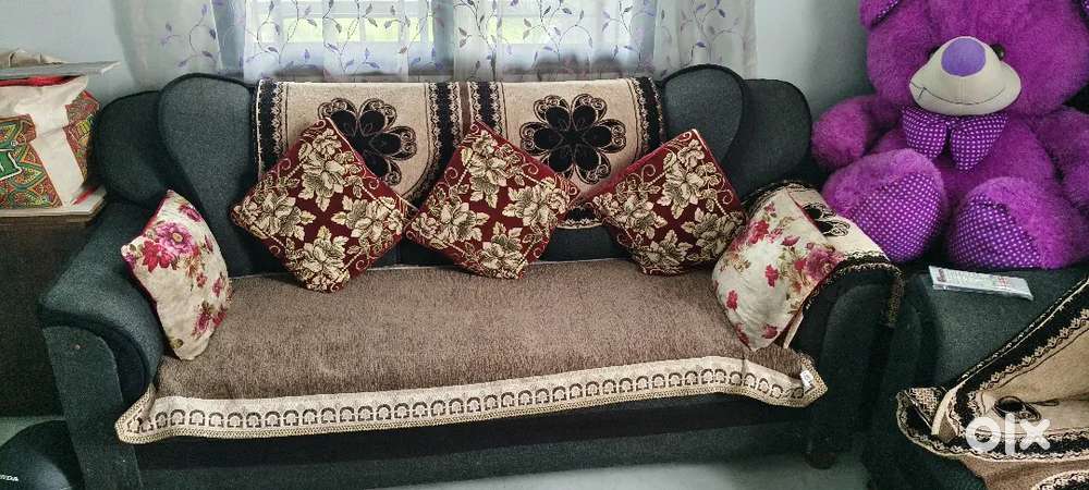 New comfortable Sofa titali pattern 5 seater 3+2