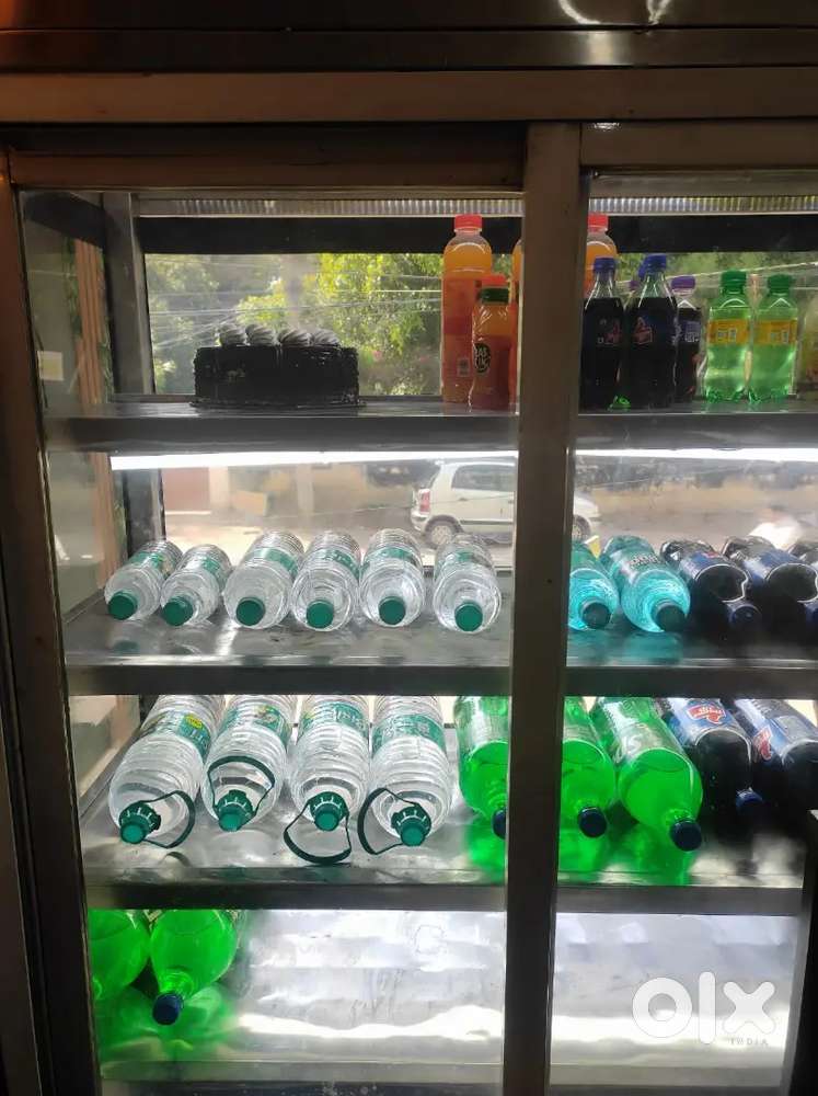 Refrigerator