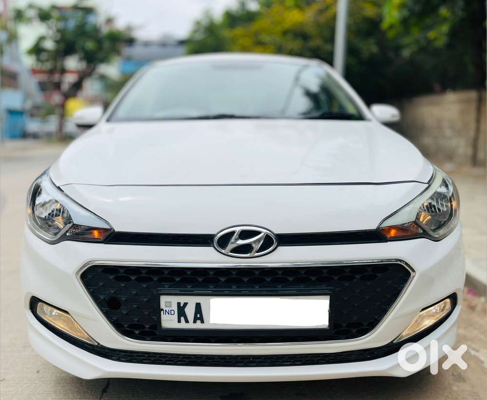 2018 Hyundai elite i20 sportz petrol, showroom maintained in excellent