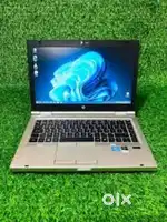 HP ELITEBOOK 8460P  Intel Core i5-2520M 4GB RAM.     256GB   Storage.