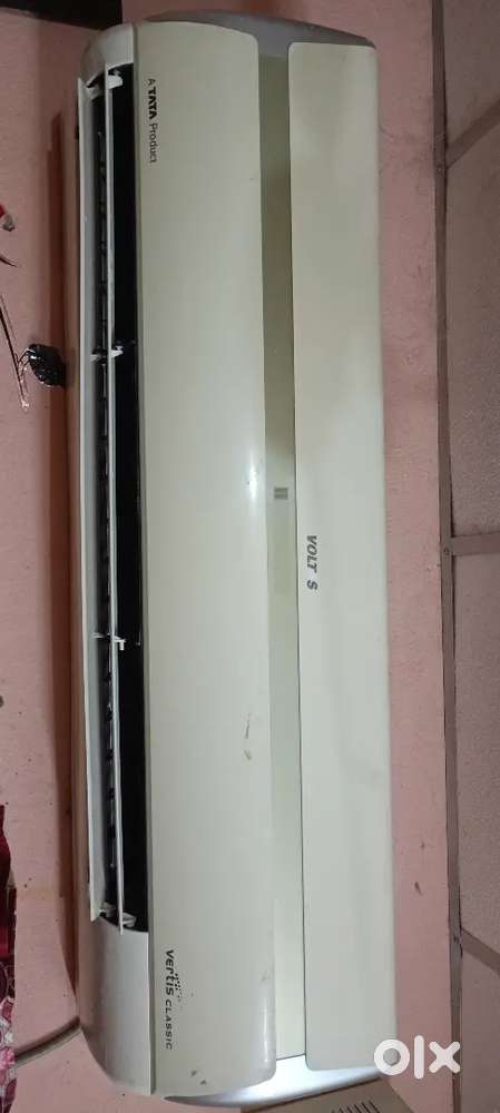 Voltas indoor Lg out door good condition