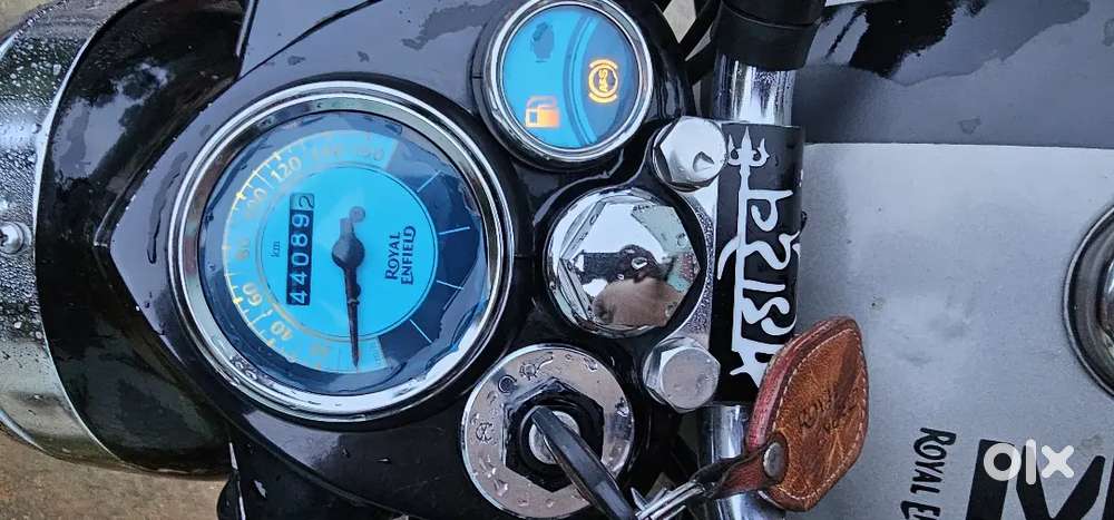 Good Condition Bike Classic 350 bs6 With Service Center recode.