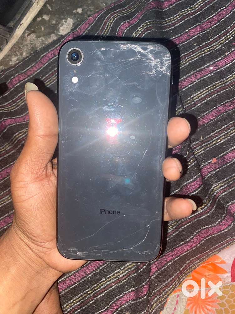 I phone xr 64 gb