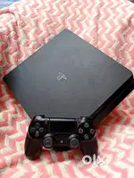 PS4 Slim With Blu Ray CD  500 GB  Never Repaired With Seal  7 Game