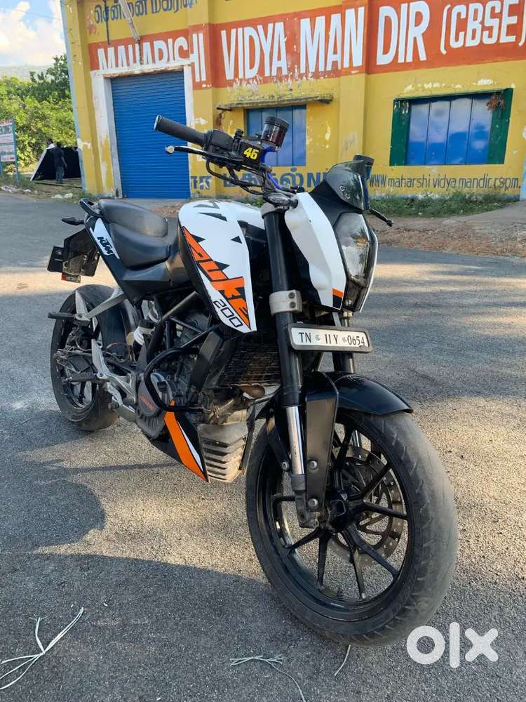 Ktm duke 200