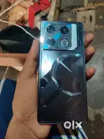 12 256 bil box charger back cooler bhi sab kuch hai 12 month oldh hai