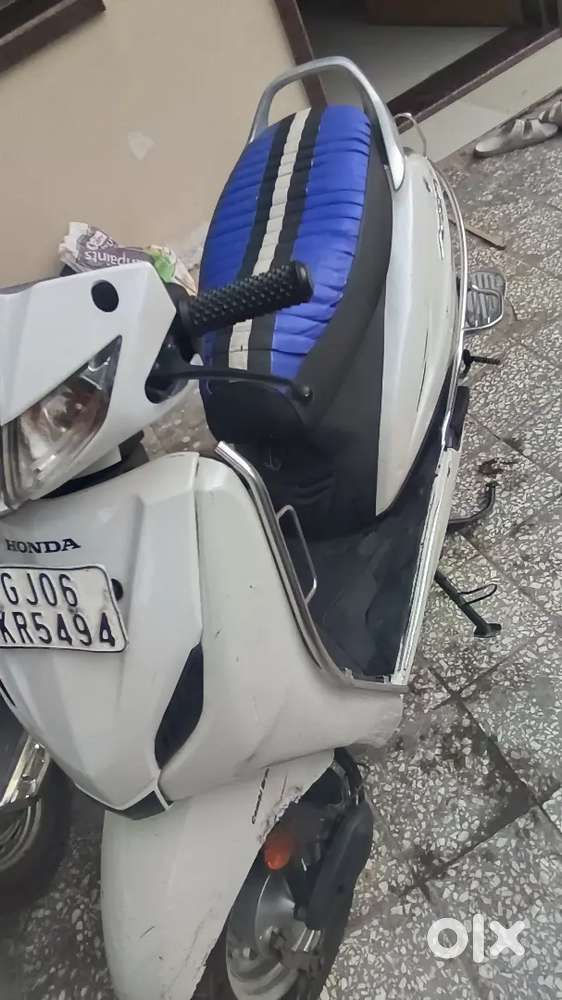 Activa 4g arjant sell