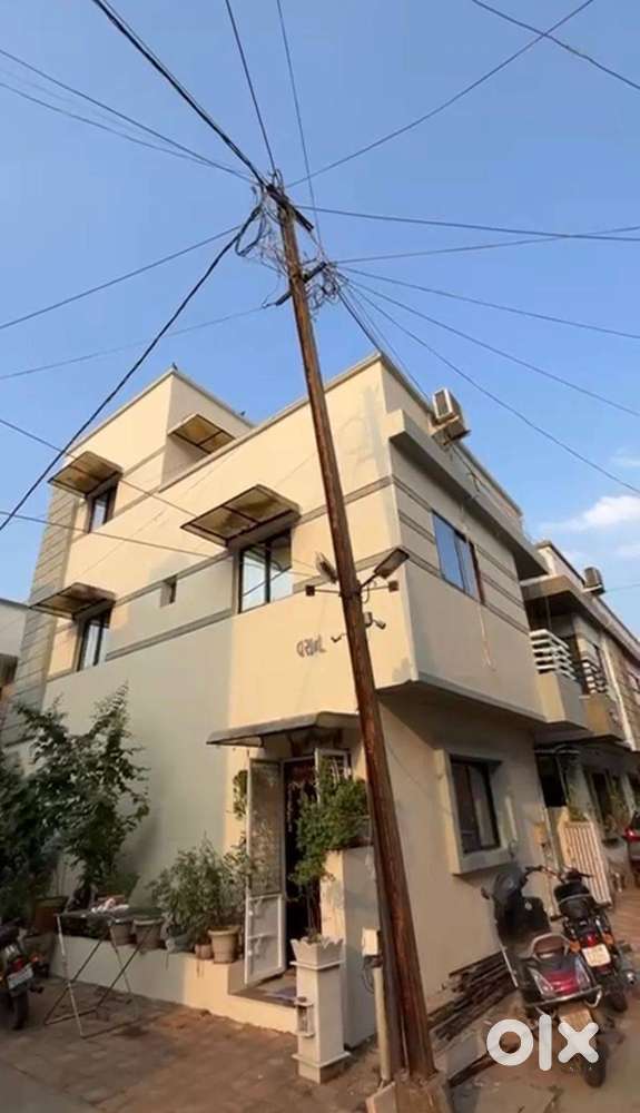 (CODE S-1342)4BHK DUPLEX NR.KUBERESHWAR ROAD,OPP. SSV-2, WAGHODIA ROAD