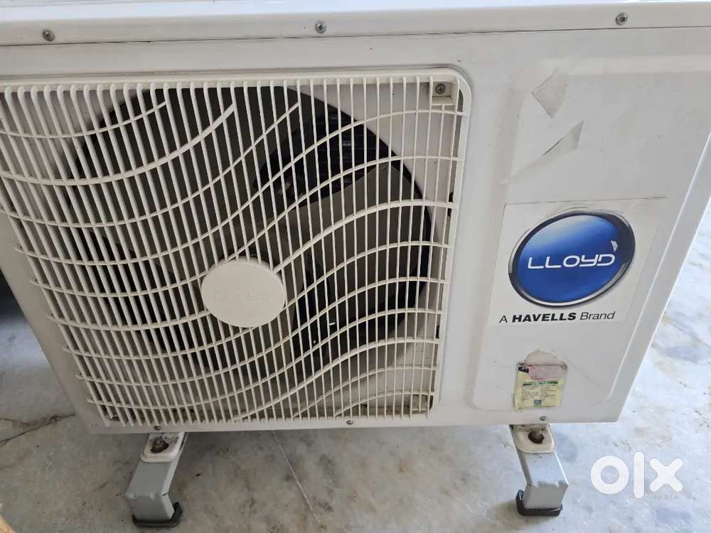 LLOYD Split 5 star AC