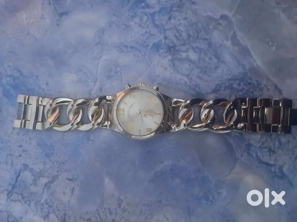women watch  -  U.S.POLO ASSN