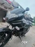 Pulsar 220