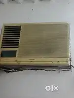 HITACHI window