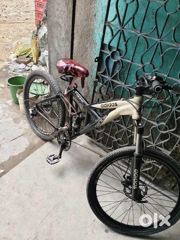 Adidas Genius GT 9001 mountain bike
