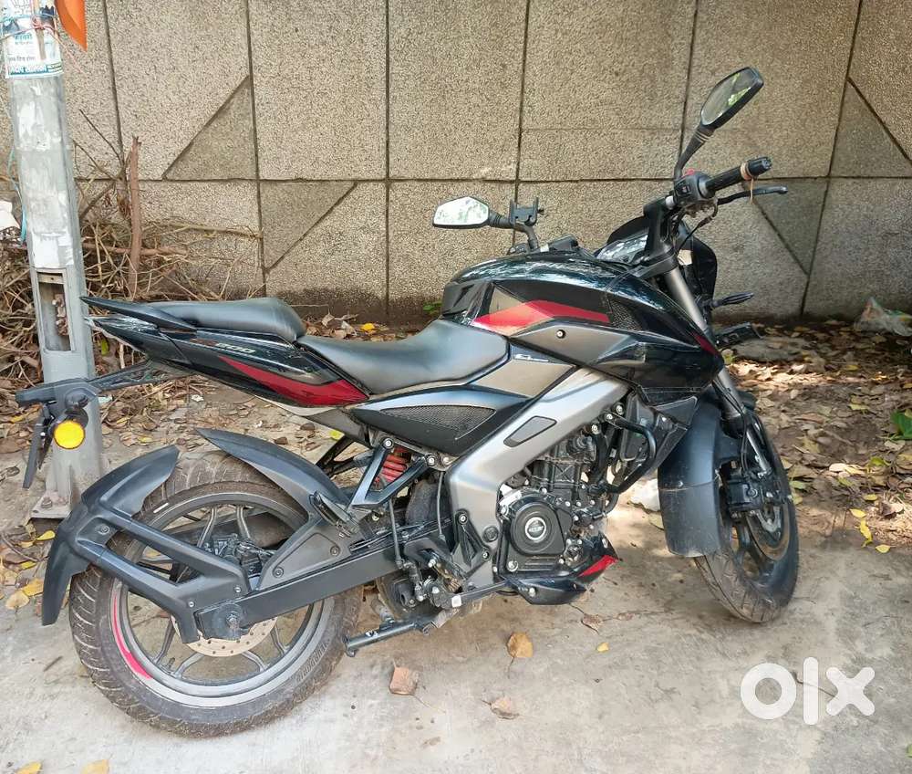 Bajaj Pulsar NS 200 BS -6 (1st Owner)