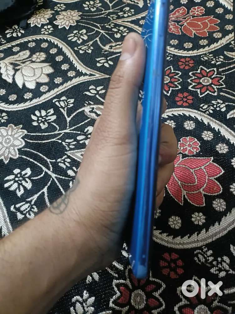 Samsung galaxy M52 6RAM 128GB