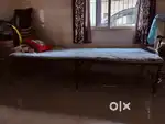 Foldable metal bed