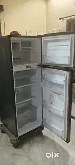 Selling my fridge