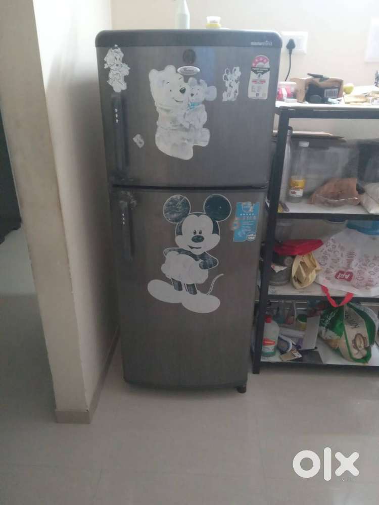 Two Door fridge,Whirlool,FF23B-210 ,220 litres,