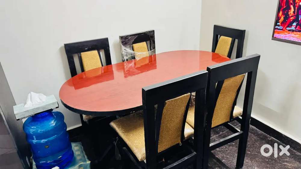 6 Seater wooden Dining Table