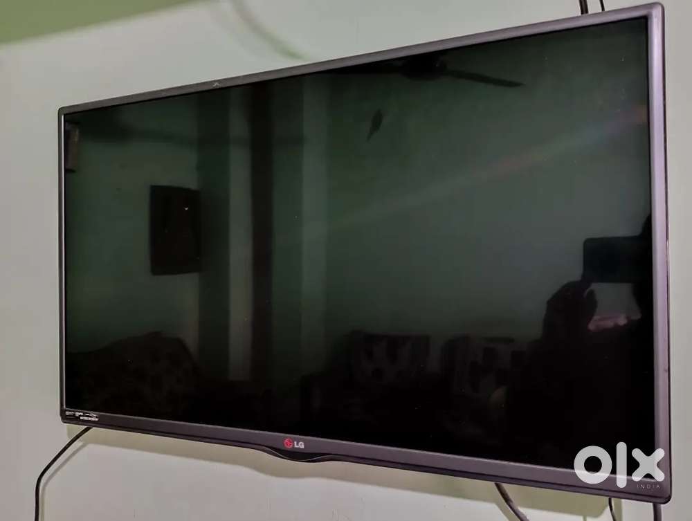 Selling a 4 year old 32 inch led Tv