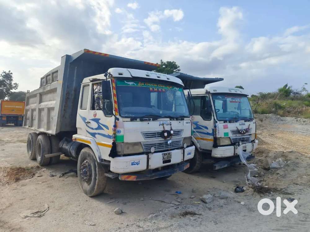 2 unit AMW 2015 10 wheels tiper