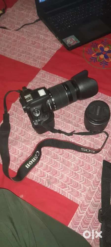 Canon 1500d camera