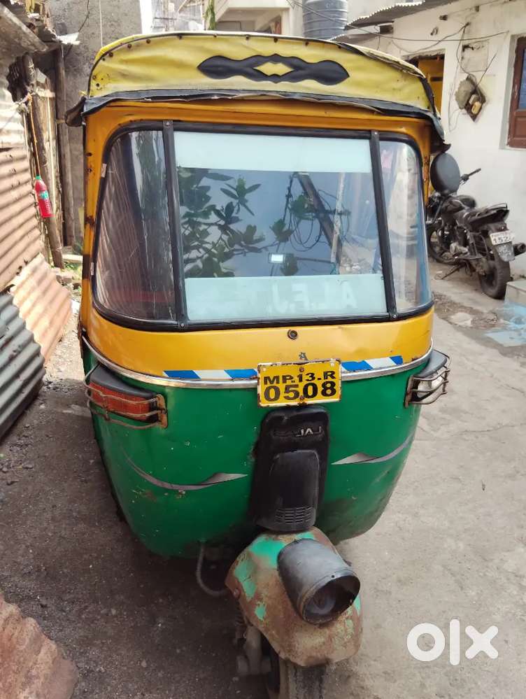 Bajaj auto cng