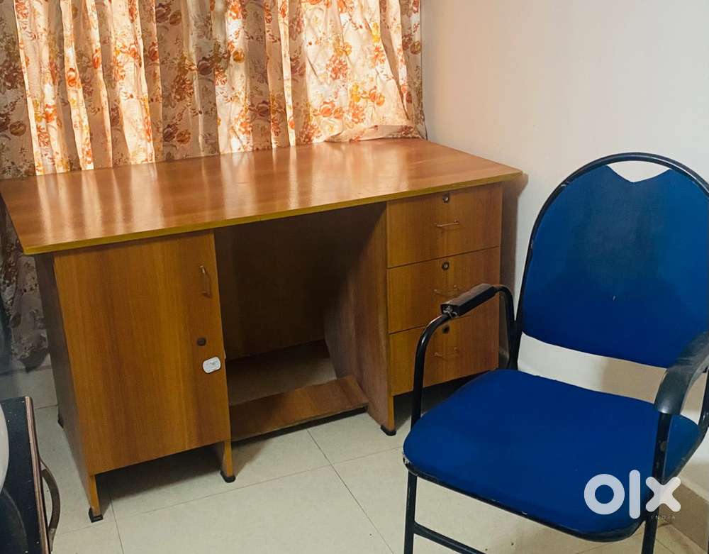 Office table with chair