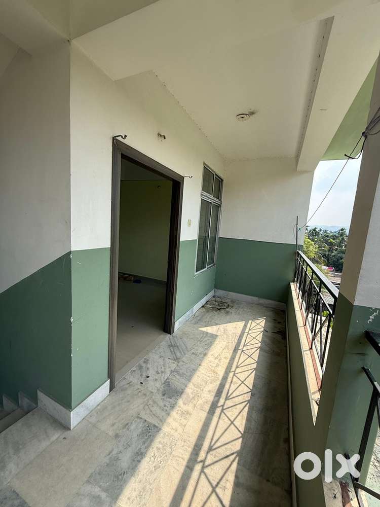 Lakhimi Nagar Main Road, Road facing apartment